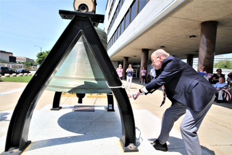 Philip Brunelle Ringing MN Liberty Bell